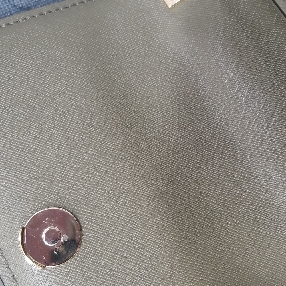 Kate Spade New York Small Byrdie in Green(Like New) - discontinued - Picture 11 of 11